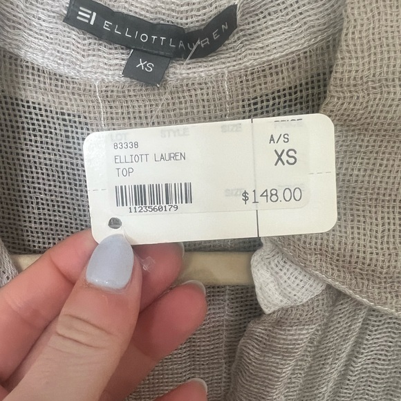 Gauzy white and cream button up - Picture 2 of 4